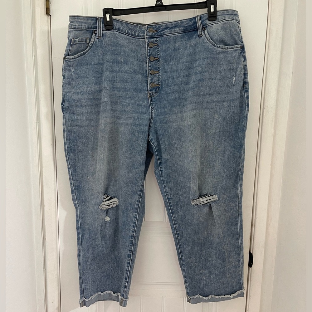 Plus size ripped jeans size 24W